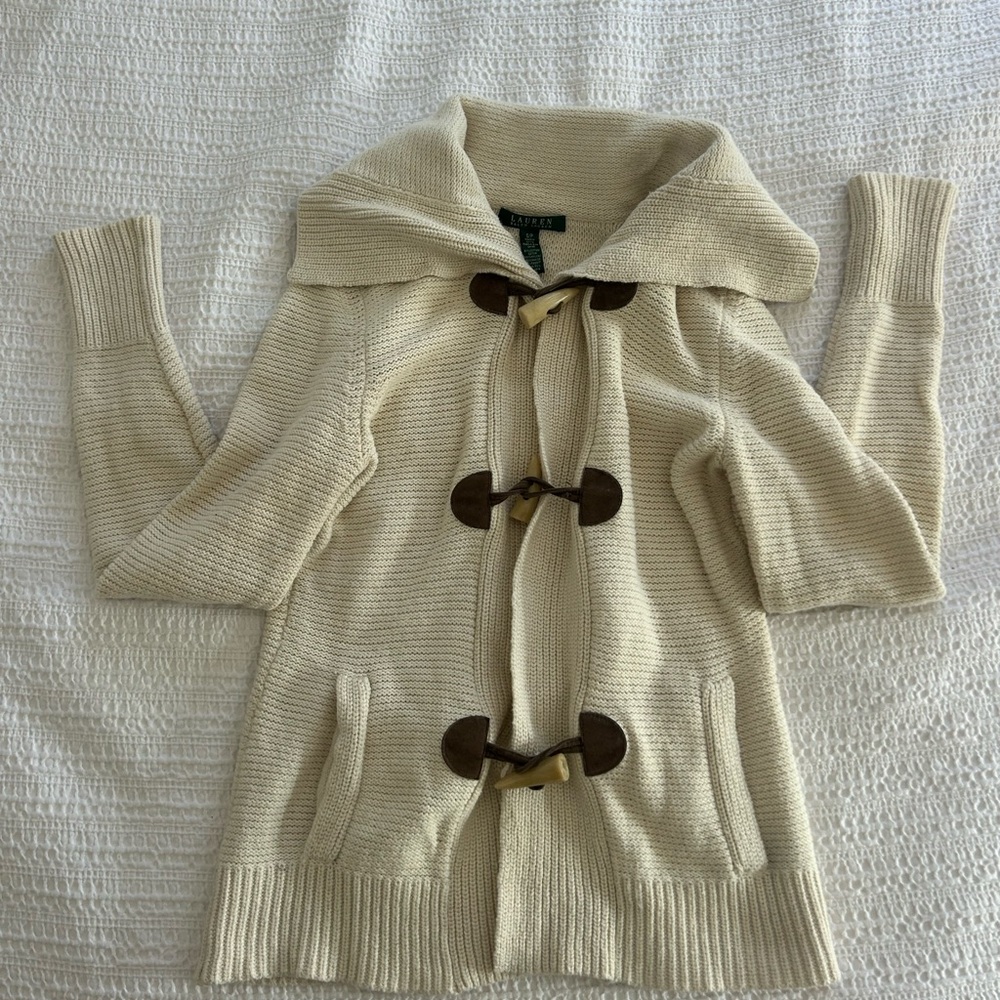Ralph Lauren white sweater with toggle button details
size S